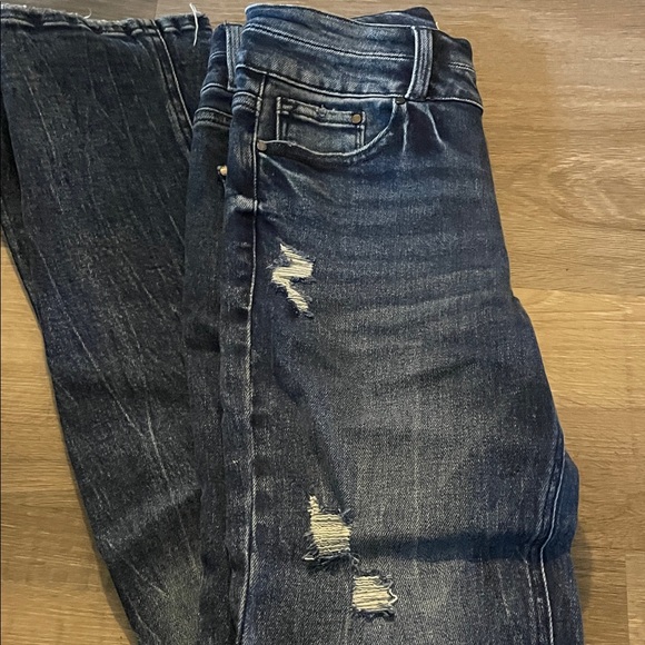 NWOT Distressed Women’s Jeans       Size 5/26 - Picture 5 of 6